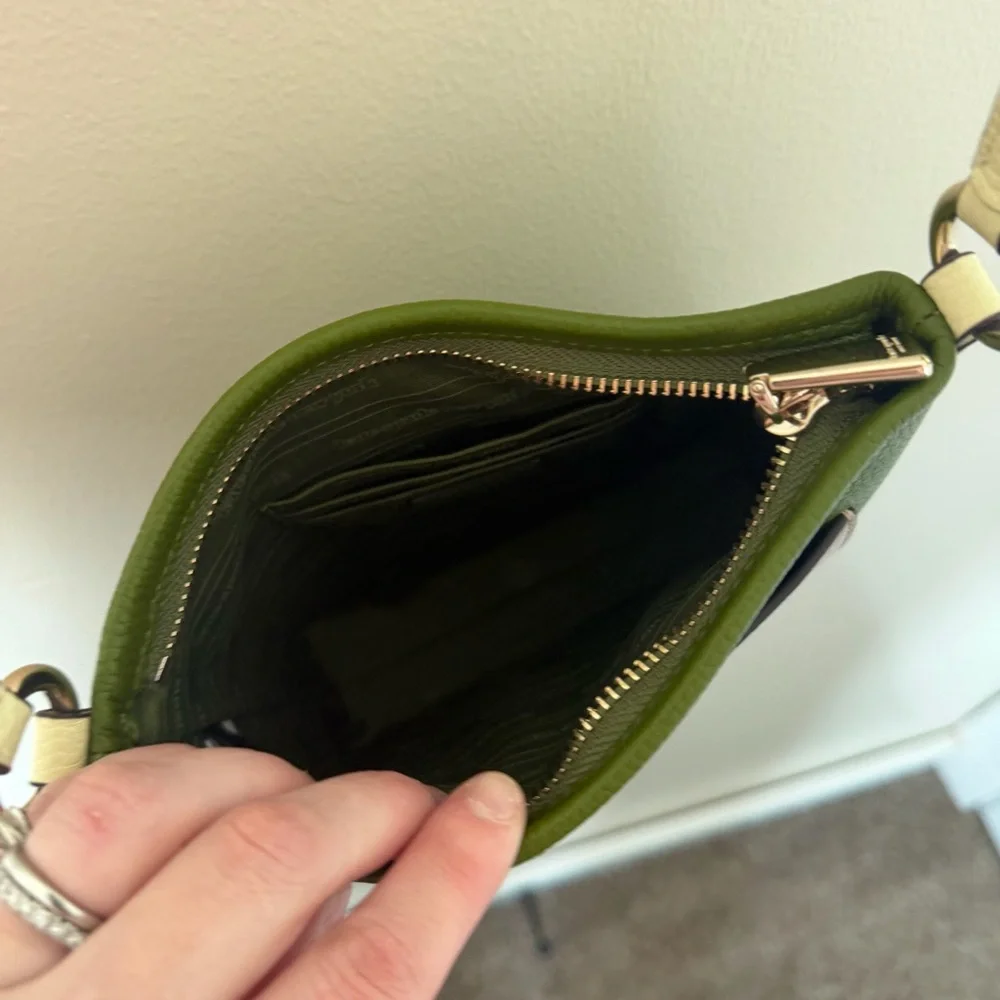 KATE SPADE AVA SWINGPACK in Jungle Vine Multi